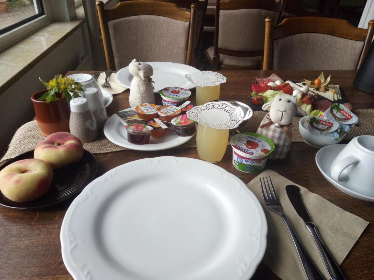 Landgasthaus Zu Den Erdfaellen 바트피르몬트 외부 사진